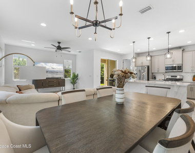 3089 Ribbon Grass Drive - Photo Thumbnail 10