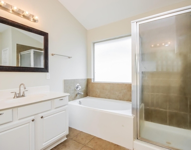 9410 Mustang Park Court - Photo Thumbnail 12