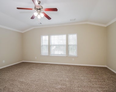 9410 Mustang Park Court - Photo Thumbnail 7