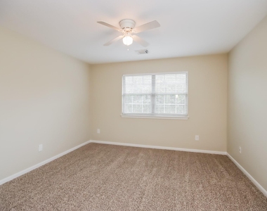 9410 Mustang Park Court - Photo Thumbnail 10