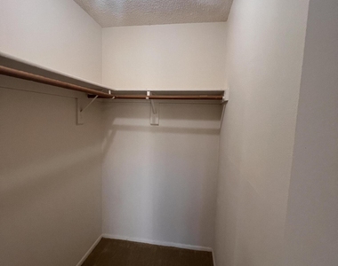 1116 Mary Joye Avenue - Photo Thumbnail 9