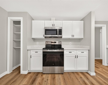 111 N 4th Street - Photo Thumbnail 23