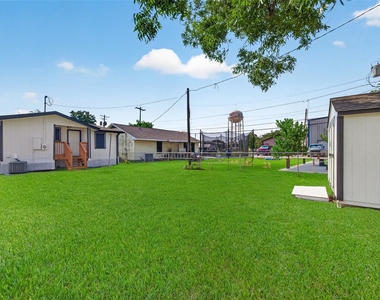 111 N 4th Street - Photo Thumbnail 29