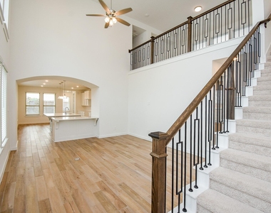 2526 Seedling Street - Photo Thumbnail 4