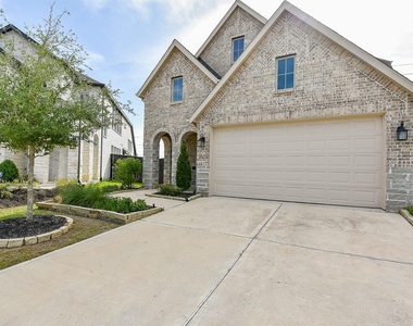 2526 Seedling Street - Photo Thumbnail 1