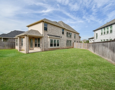 2526 Seedling Street - Photo Thumbnail 29