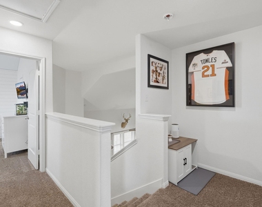 118 Shadow Springs Trail - Photo Thumbnail 28