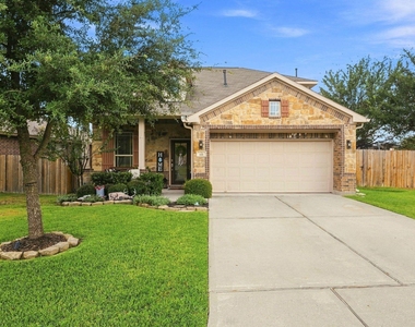118 Shadow Springs Trail - Photo Thumbnail 1