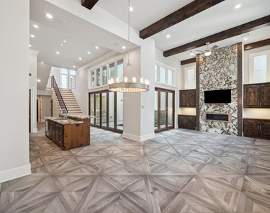 114 Calle Catalina Place - Photo Thumbnail 12