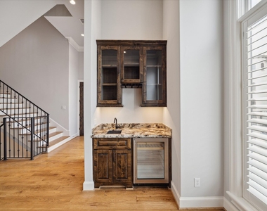 114 Calle Catalina Place - Photo Thumbnail 6