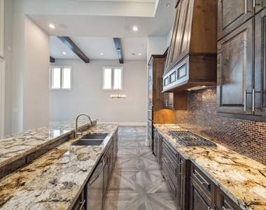 114 Calle Catalina Place - Photo Thumbnail 9