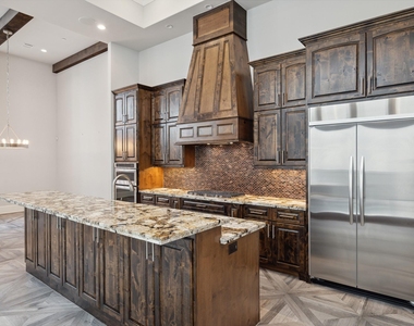 114 Calle Catalina Place - Photo Thumbnail 8