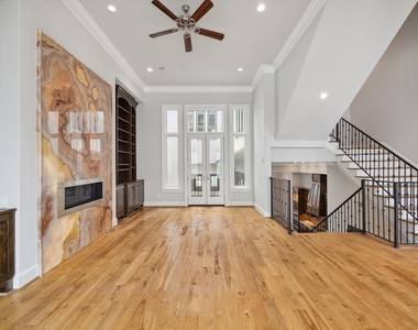 114 Calle Catalina Place - Photo Thumbnail 4