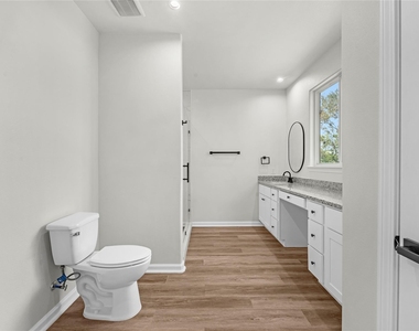1902 Westview Drive - Photo Thumbnail 17