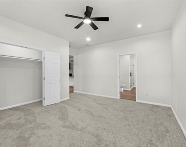 1902 Westview Drive - Photo Thumbnail 16
