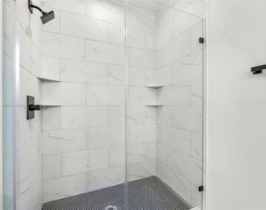 1902 Westview Drive - Photo Thumbnail 19