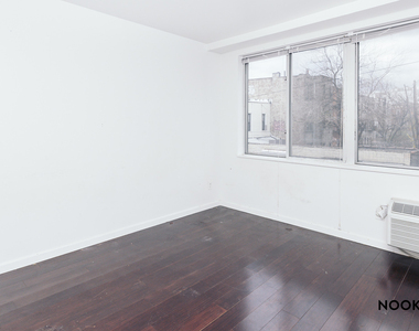 286 Stanhope St - Photo Thumbnail 1