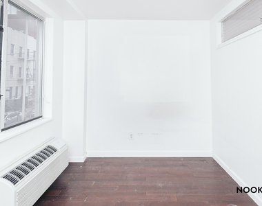 286 Stanhope St - Photo Thumbnail 8