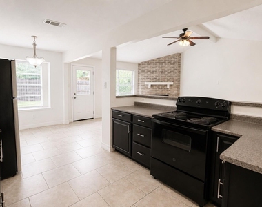 1823 Pewter Court - Photo Thumbnail 14