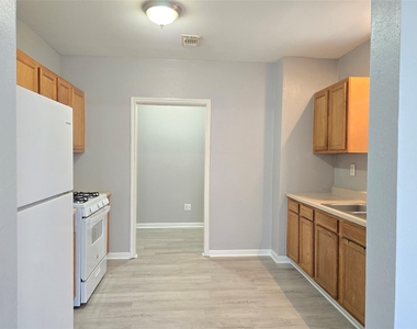 4142 Alvin Street - Photo Thumbnail 5