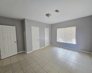 4142 Alvin Street - Photo Thumbnail 12