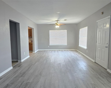 4142 Alvin Street - Photo Thumbnail 3