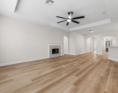 4432 Mae Street - Photo Thumbnail 14