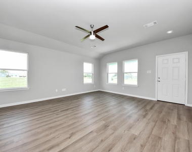 288 Buckskin Drive - Photo Thumbnail 13