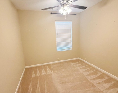 29708 Parliament Hills Drive - Photo Thumbnail 16