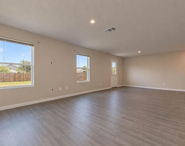 68 Road 51026 - Photo Thumbnail 20