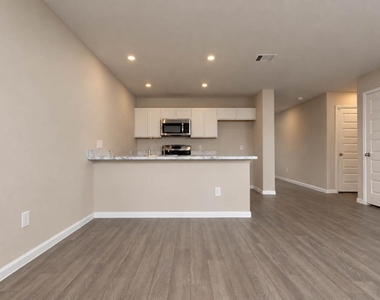 68 Road 51026 - Photo Thumbnail 7
