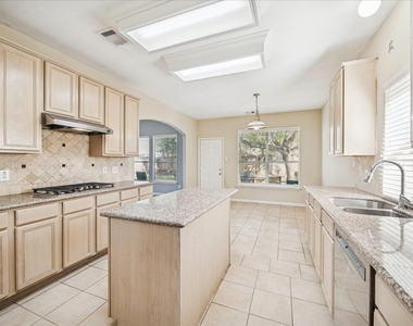 17610 Forest Haven Trail - Photo Thumbnail 5