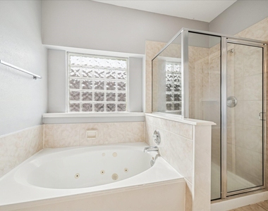 17610 Forest Haven Trail - Photo Thumbnail 13