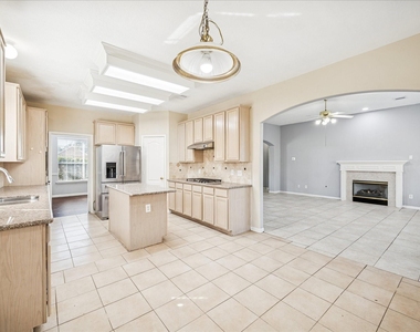 17610 Forest Haven Trail - Photo Thumbnail 8