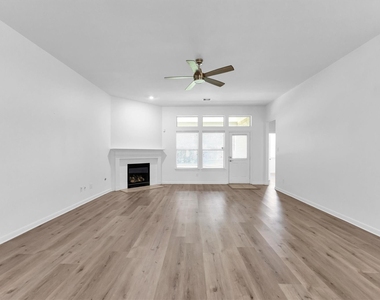 14823 Yellow Begonia Drive - Photo Thumbnail 2