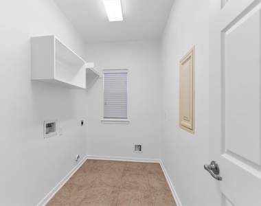 14823 Yellow Begonia Drive - Photo Thumbnail 29