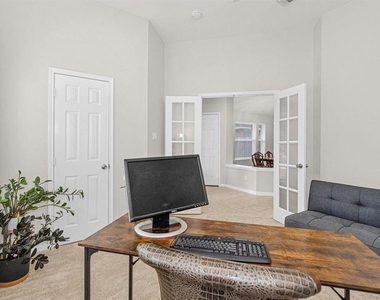2614 Easton Springs Court - Photo Thumbnail 3