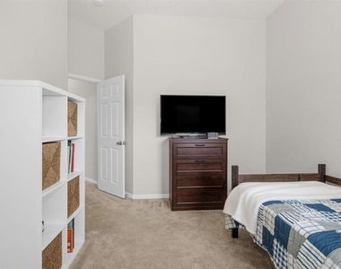 2614 Easton Springs Court - Photo Thumbnail 17