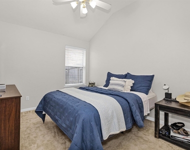 2614 Easton Springs Court - Photo Thumbnail 15