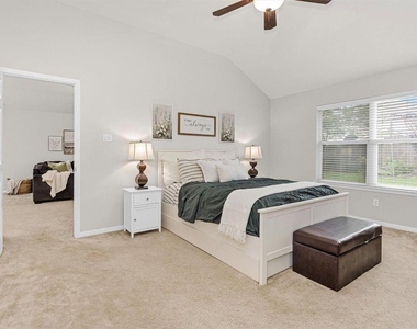 2614 Easton Springs Court - Photo Thumbnail 13