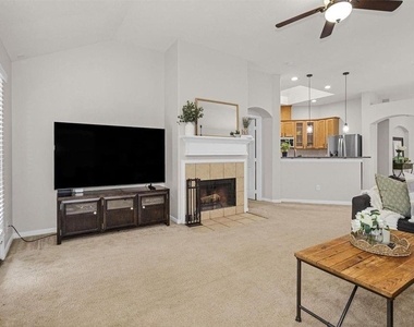 2614 Easton Springs Court - Photo Thumbnail 7