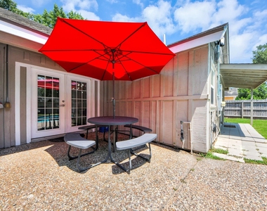 5139 Beechnut Street - Photo Thumbnail 35