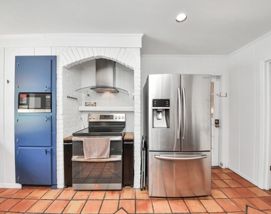 5139 Beechnut Street - Photo Thumbnail 13