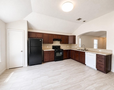 1711 Dixon Lane - Photo Thumbnail 6