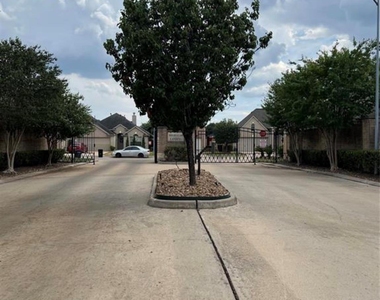 12722 High Cotton Lane - Photo Thumbnail 10