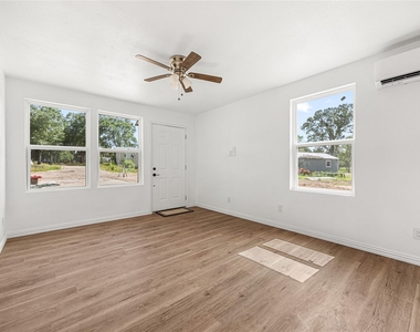 28096 Seven Sisters Road - Photo Thumbnail 1