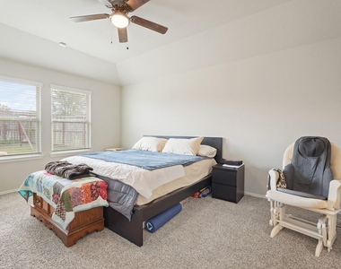 40422 Garden Heights Lane - Photo Thumbnail 13