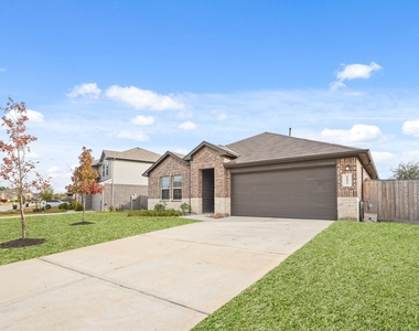 40422 Garden Heights Lane - Photo Thumbnail 1