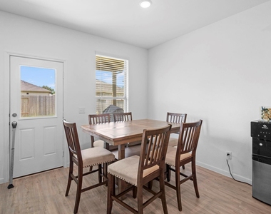 334 Paso Fino Drive - Photo Thumbnail 4