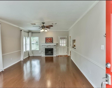 1123 Juniper Canyon Lane - Photo Thumbnail 2